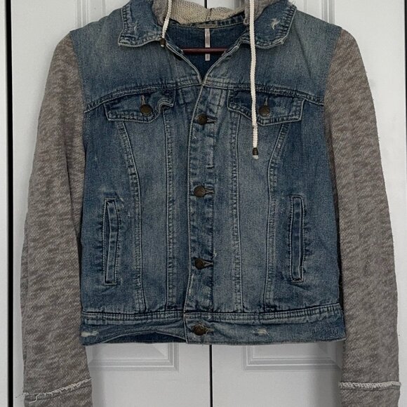 Free People Denim Jacket, Excellent Condition - Picture 2 of 4